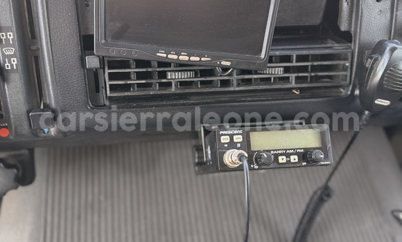 Buy Used Mercedes‒Benz Truck Red Truck in Freetown in Western Urban Buy Used Mercedes‒Benz Truck Red Truck in Freetown in Western Urban