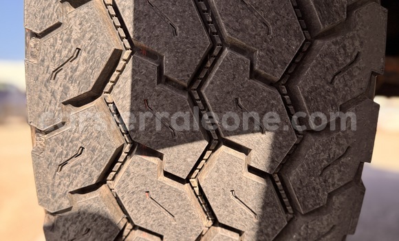 Buy Used Mercedes‒Benz Truck Red Truck in Freetown in Western Urban Buy Used Mercedes‒Benz Truck Red Truck in Freetown in Western Urban