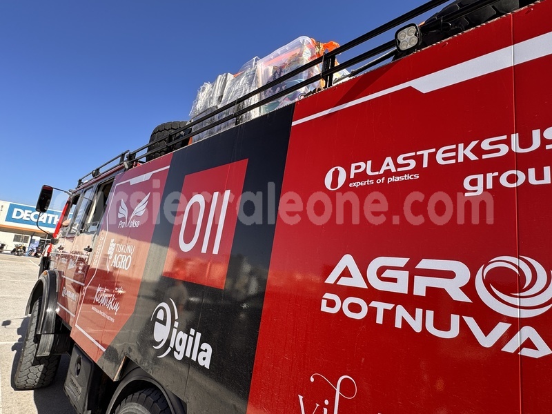 Big with watermark mercedes benz truck western urban freetown 8271