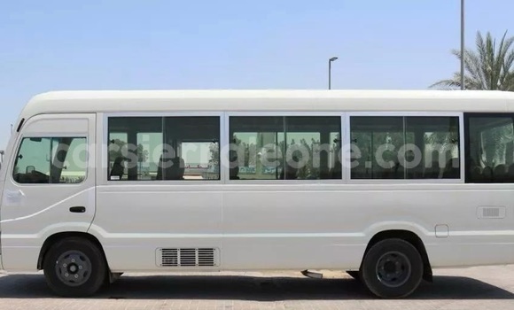 Buy Used Toyota Coaster White Car in Freetown in Western Urban