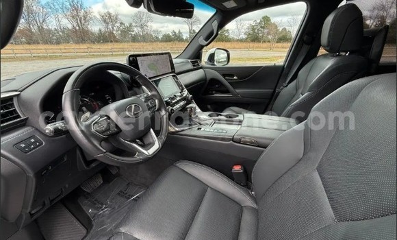 Buy Used Lexus LX White Car in Kambia in Kambia Buy Used Lexus LX White Car in Kambia in Kambia