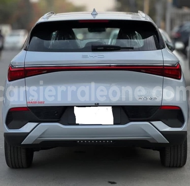 Big with watermark byd atto3 western urban freetown 8311