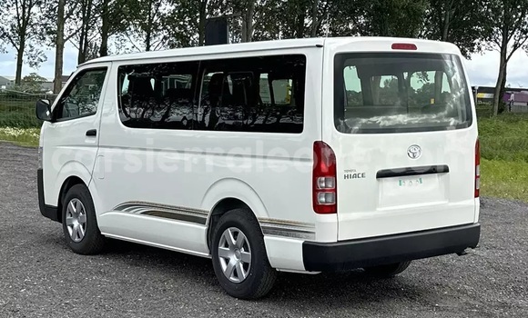 Buy Used Toyota HiAce White Truck in Freetown in Western Urban Buy Used Toyota HiAce White Truck in Freetown in Western Urban