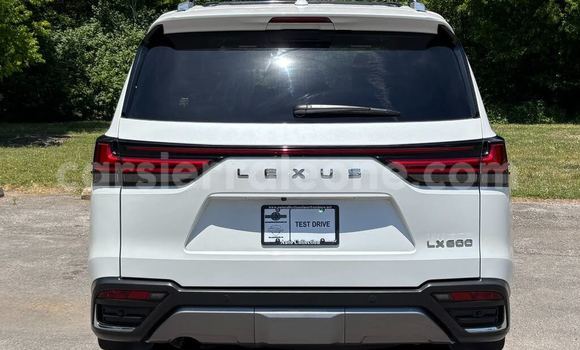 Acheter Occasion Voiture Lexus LX Blanc à Freetown, Western Urban Acheter Occasion Voiture Lexus LX Blanc à Freetown, Western Urban