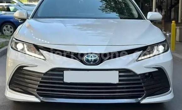 Buy Used Toyota Camry White Car in Freetown in Western Urban