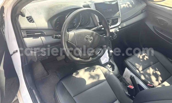 Acheter Occasion Voiture Toyota Yaris Blanc à Freetown, Western Urban Acheter Occasion Voiture Toyota Yaris Blanc à Freetown, Western Urban