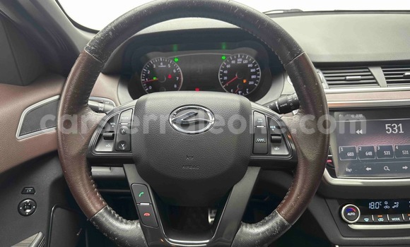 Acheter Occasion Voiture Landwind X7 Rouge à Freetown, Western Urban Acheter Occasion Voiture Landwind X7 Rouge à Freetown, Western Urban