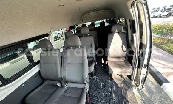 Acheter Occasion Voiture Toyota Hiace Blanc à Freetown, Western Urban Acheter Occasion Voiture Toyota Hiace Blanc à Freetown, Western Urban