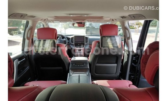 Buy Import Toyota Land Cruiser Black Car in Import - Dubai in Kailahun Buy Import Toyota Land Cruiser Black Car in Import - Dubai in Kailahun