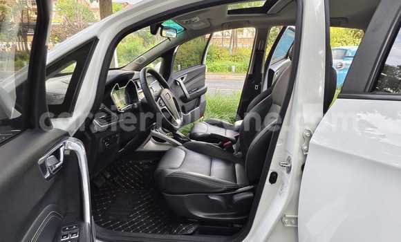 Buy Used Geely Emgrand X7 White Car in Freetown in Western Urban Buy Used Geely Emgrand X7 White Car in Freetown in Western Urban