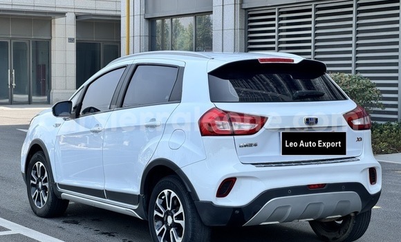 Buy Used Geely Emgrand X7 White Car in Freetown in Western Urban Buy Used Geely Emgrand X7 White Car in Freetown in Western Urban