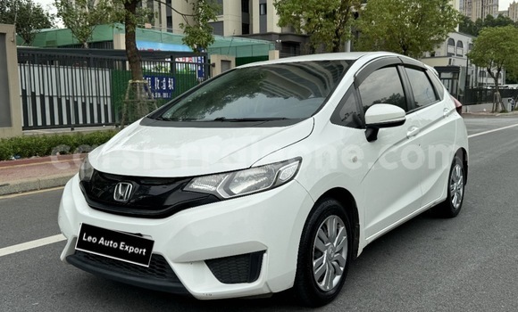 Buy Used Honda FIT White Car in Freetown in Western Urban