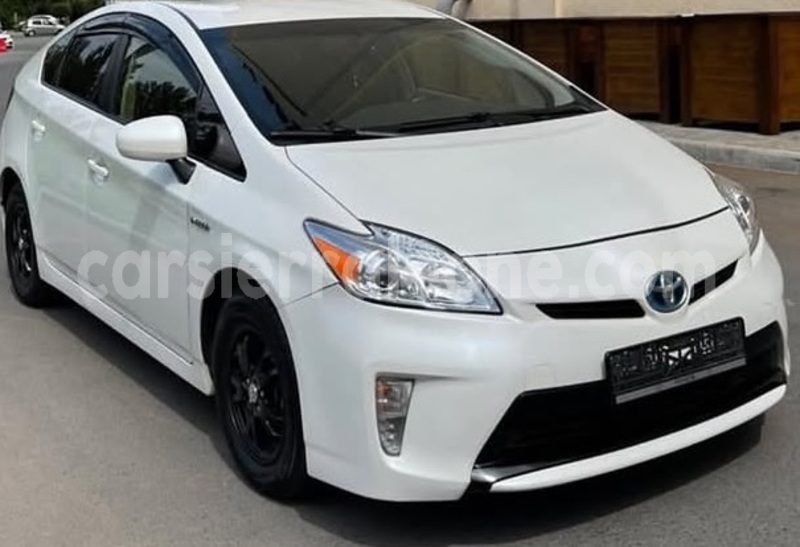Big with watermark toyota prius western urban freetown 8387