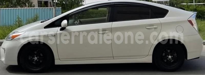 Big with watermark toyota prius western urban freetown 8387