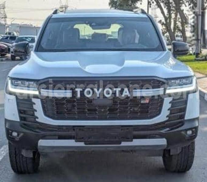 Big with watermark toyota land cruiser western urban freetown 8390
