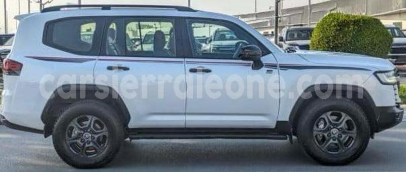 Big with watermark toyota land cruiser western urban freetown 8390