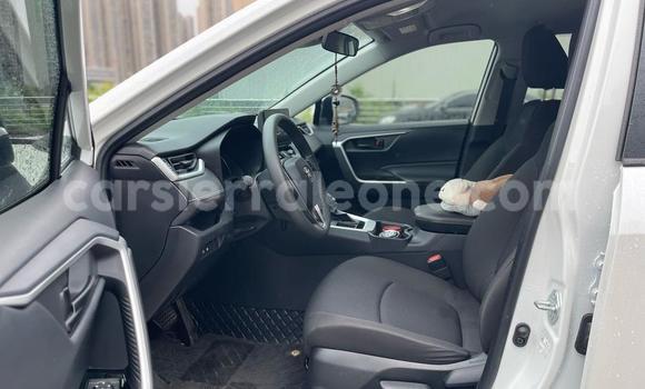 Buy Used Toyota RAV4 White Car in Freetown in Western Urban Buy Used Toyota RAV4 White Car in Freetown in Western Urban