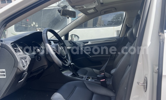 Buy Used Volkswagen Golf White Car in Freetown in Western Urban Buy Used Volkswagen Golf White Car in Freetown in Western Urban