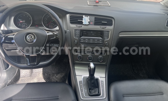 Buy Used Volkswagen Golf White Car in Freetown in Western Urban Buy Used Volkswagen Golf White Car in Freetown in Western Urban