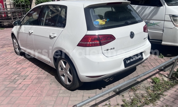 Buy Used Volkswagen Golf White Car in Freetown in Western Urban Buy Used Volkswagen Golf White Car in Freetown in Western Urban
