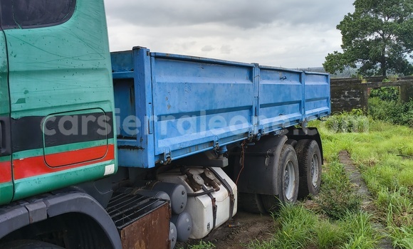 Buy Used DAF 66 Green Truck in Freetown in Western Urban Buy Used DAF 66 Green Truck in Freetown in Western Urban