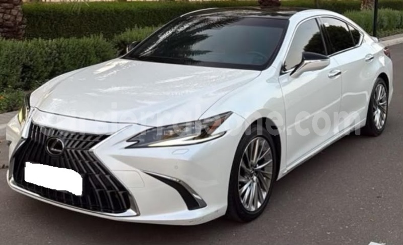 Big with watermark lexus es western urban freetown 8405