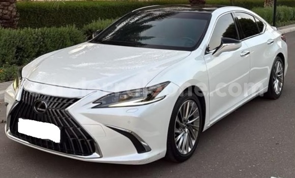Buy Used Lexus ES White Car in Freetown in Western Urban