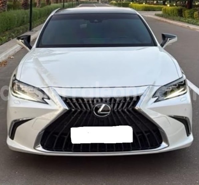 Big with watermark lexus es western urban freetown 8405