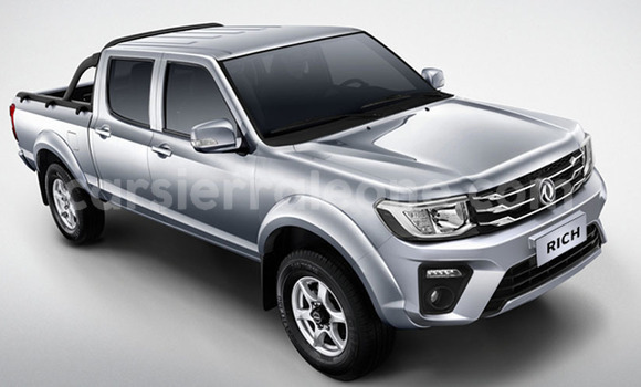 Acheter Neuf Voiture DongFeng Rich Blanc à Freetown, Western Urban