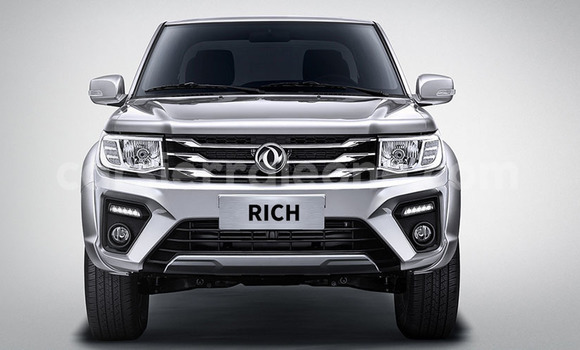 Acheter Neuf Voiture DongFeng Rich Blanc à Freetown, Western Urban Acheter Neuf Voiture DongFeng Rich Blanc à Freetown, Western Urban