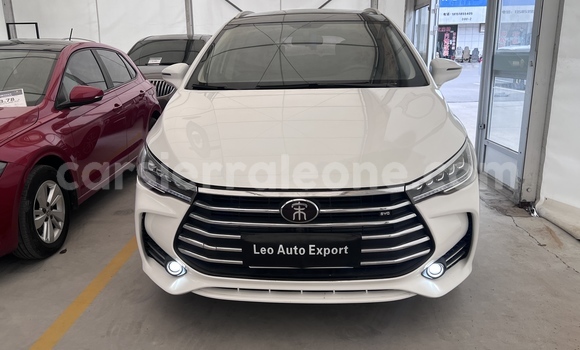 Buy Used BYD G6 White Car in Freetown in Western Urban