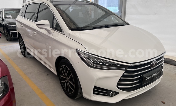 Buy Used BYD G6 White Car in Freetown in Western Urban Buy Used BYD G6 White Car in Freetown in Western Urban