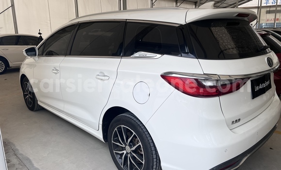 Buy Used BYD G6 White Car in Freetown in Western Urban Buy Used BYD G6 White Car in Freetown in Western Urban