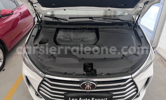 Buy Used BYD G6 White Car in Freetown in Western Urban Buy Used BYD G6 White Car in Freetown in Western Urban