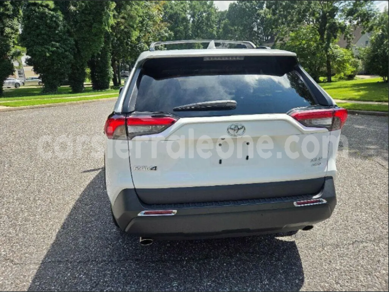 Big with watermark toyota rav4 kenema blama 8413