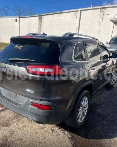 Big with watermark jeep cherokee western urban freetown 8423