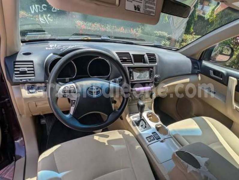 Big with watermark toyota highlander western urban freetown 8424
