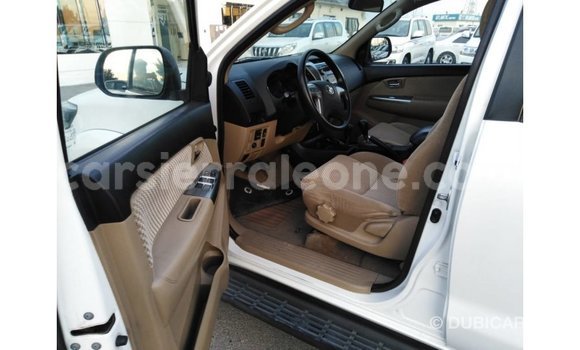 Buy Import Toyota Fortuner White Car in Import - Dubai in Kailahun Buy Import Toyota Fortuner White Car in Import - Dubai in Kailahun