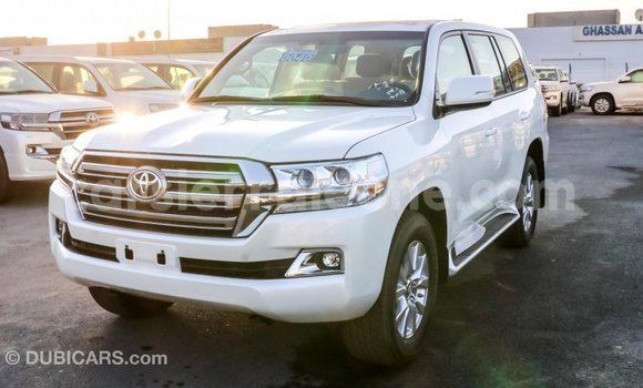 Buy Import Toyota Land Cruiser White Car in Import - Dubai in Kailahun Buy Import Toyota Land Cruiser White Car in Import - Dubai in Kailahun