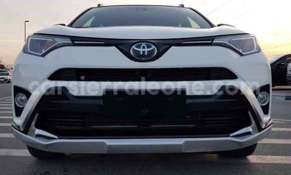 Buy Import Toyota RAV4 White Car in Import - Dubai in Kailahun Buy Import Toyota RAV4 White Car in Import - Dubai in Kailahun