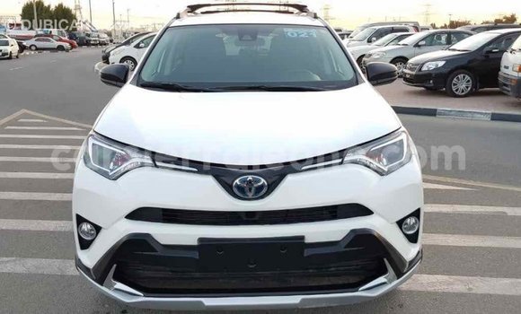 Buy Import Toyota RAV4 White Car in Import - Dubai in Kailahun Buy Import Toyota RAV4 White Car in Import - Dubai in Kailahun