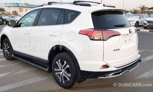 Buy Import Toyota RAV4 White Car in Import - Dubai in Kailahun Buy Import Toyota RAV4 White Car in Import - Dubai in Kailahun