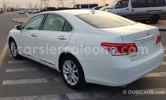 Buy Import Lexus ES White Car in Import - Dubai in Kailahun Buy Import Lexus ES White Car in Import - Dubai in Kailahun
