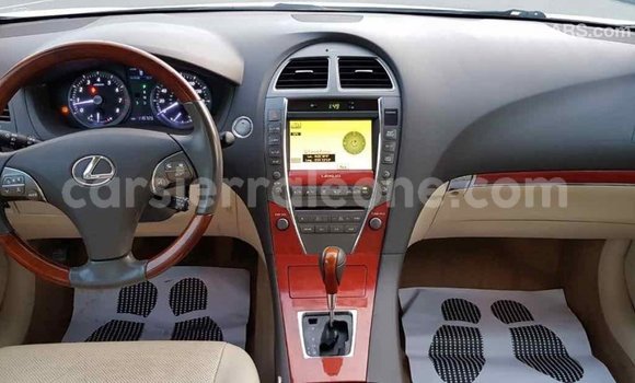 Buy Import Lexus ES White Car in Import - Dubai in Kailahun Buy Import Lexus ES White Car in Import - Dubai in Kailahun