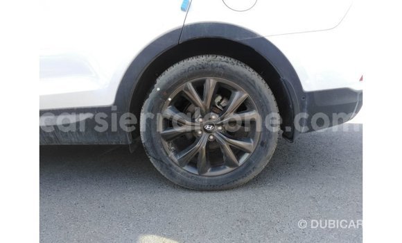 Buy Import Hyundai Santa Fe White Car in Import - Dubai in Kailahun Buy Import Hyundai Santa Fe White Car in Import - Dubai in Kailahun