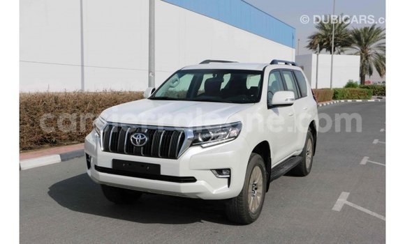 Acheter Import Voiture Toyota Prado Blanc à Import - Dubai, Kailahun Acheter Import Voiture Toyota Prado Blanc à Import - Dubai, Kailahun